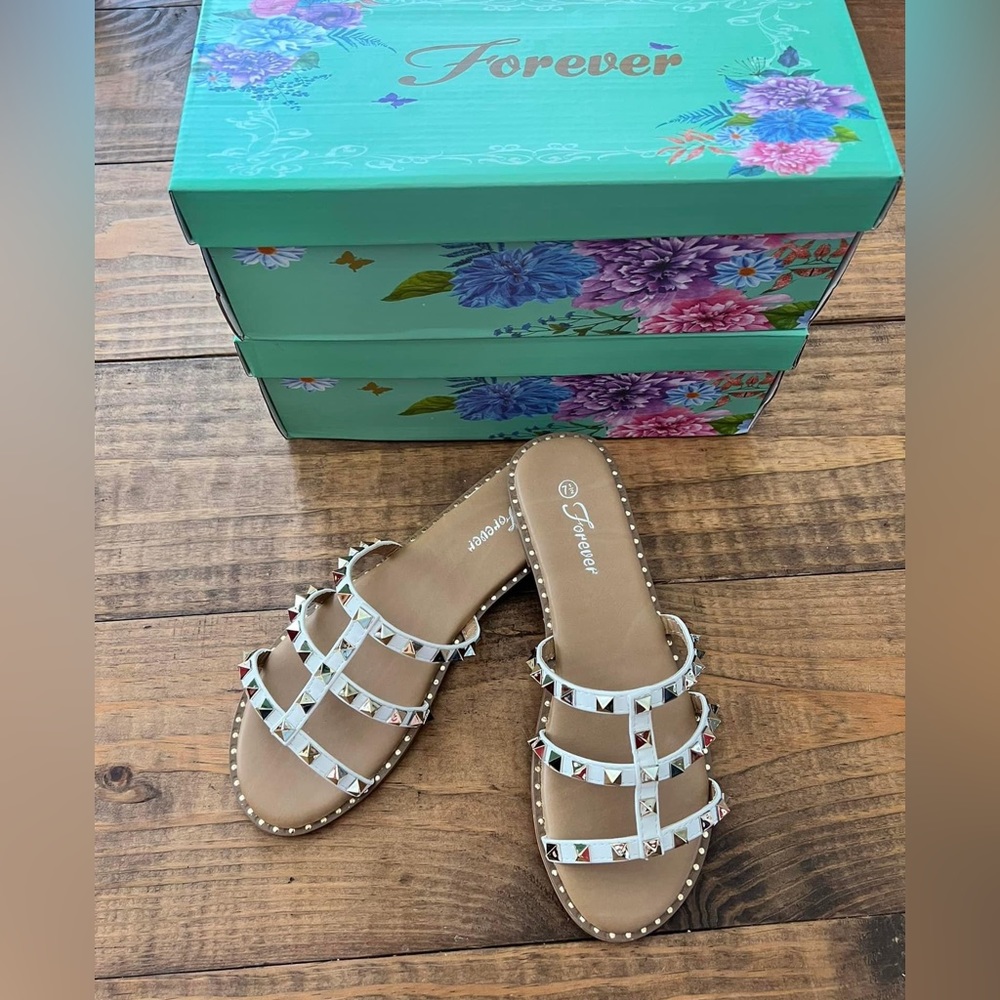 Sandals - Picture 2 of 2